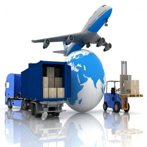 airliner with a globe and autoloader with boxes in a container